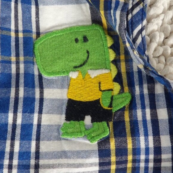 Carter's Boys  6 Month Romper - Picture 5 of 8